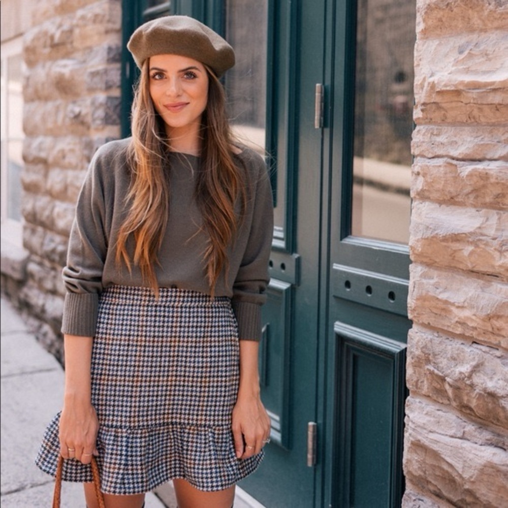 J.Crew Houndstooth Wool Mini Skirt 4T Tall Ruffle Hem Elastic Waist Pockets